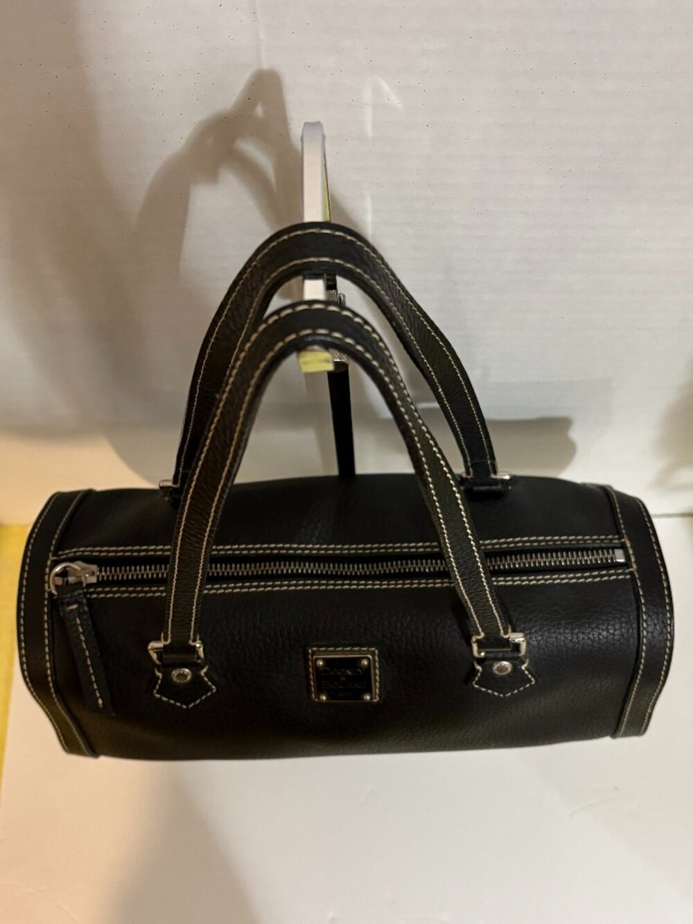 Excellent Dooney & Bourke Black Pebbled Leather Barel Satchel Purse Bag - Picture 3 of 6